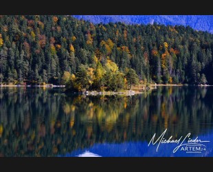 Herbststimmung Spiegelungen im Eibsee 